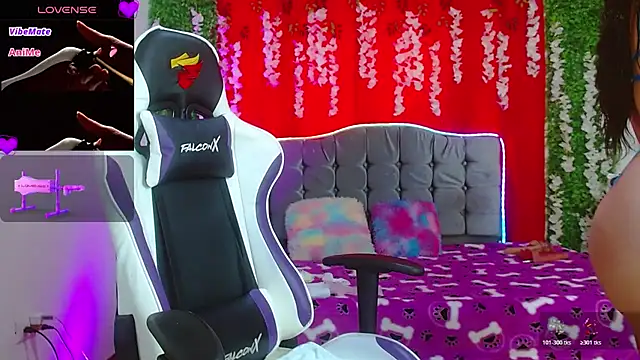 ariana-lopez online show from January 9, 8:35 pm