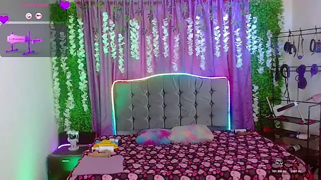 ariana-lopez online show from March 31, 4:51 pm