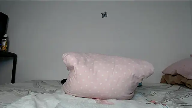 karolgirl-1 online show from September 27, 10:44 am