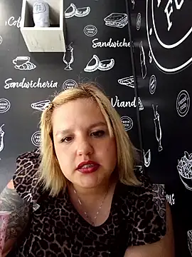 shaynarg online show from December 18, 6:45 pm