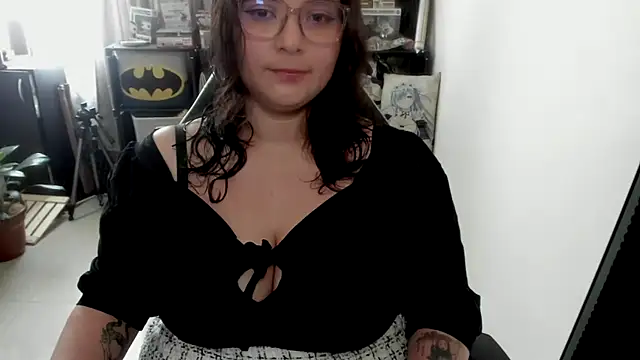 aika-dreams online show from March 10, 1:37 pm