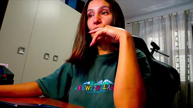 GodlyTheia online show from October 15, 2:19 pm