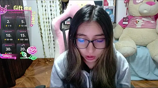 Maggie Fox3 online show from September 9, 2:44 am