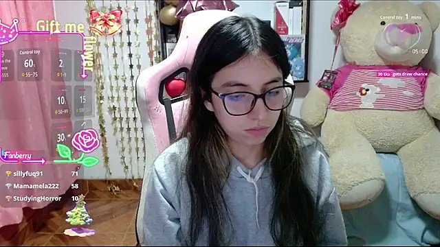 Maggie Fox3 online show from November 11, 2:40 am