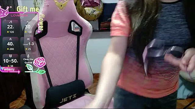 Maggie Fox3 online show from October 5, 12:37 am