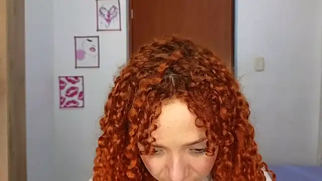 SexyLeilaa online show from October 1, 1:54 am