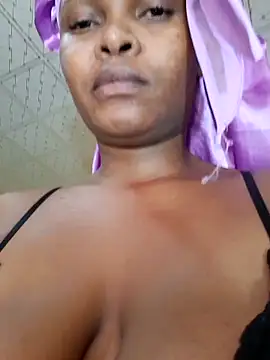 SweetAppleCandyxx online show from September 27, 7:37 am