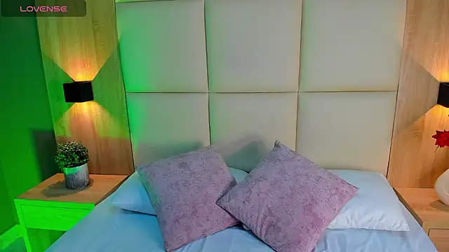 jimena24  online show from March 17, 2:48 am