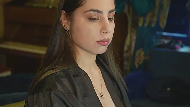 VanessaDoyle online show from March 28, 2:05 pm