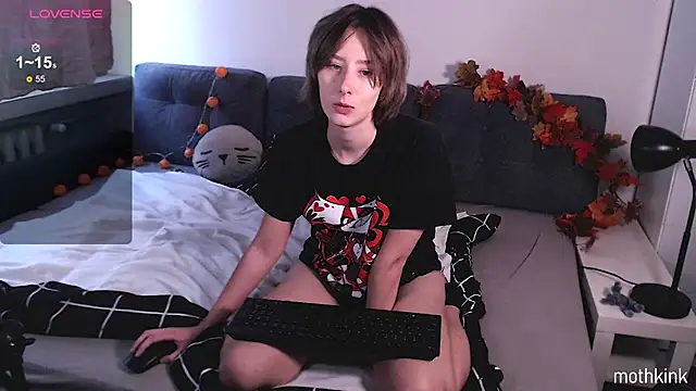 mothkink online show from October 16, 3:25 pm