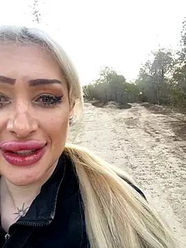 JennaLinn online show from September 11, 3:45 pm