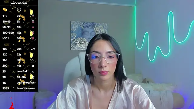 barbie scoth  online show from November 7, 10:25 pm