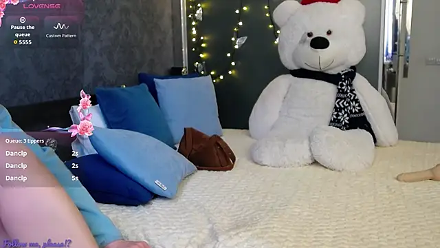 KateJonson online show from October 8, 11:47 am