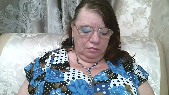 SusanaAhSun online show from April 3, 11:30 am