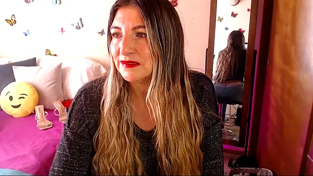 Jolie-Mature online show from March 21, 9:20 pm