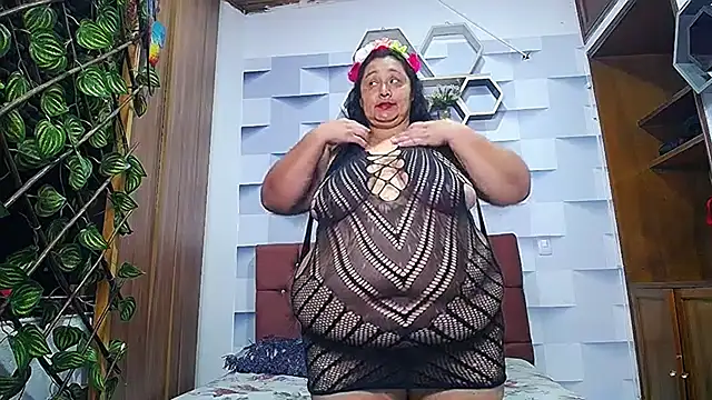 TistMature online show from October 16, 1:25 pm