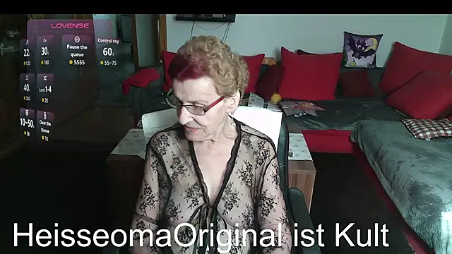 HeisseomaOriginal online show from June 10, 7:29 am