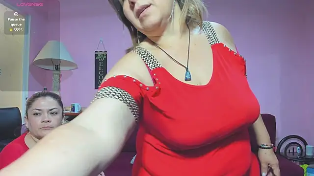 lesbiancuple online show from October 3, 1:05 pm