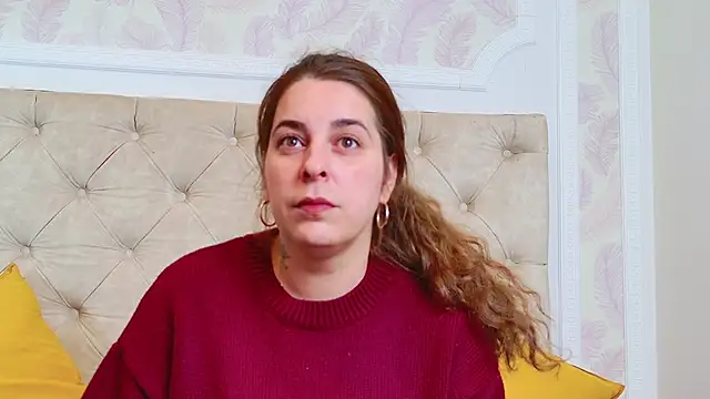 KarinaNoir online show from March 18, 4:06 am