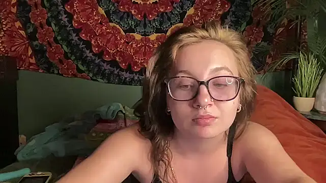 sweetandwet daddy online show from November 6, 2:01 pm