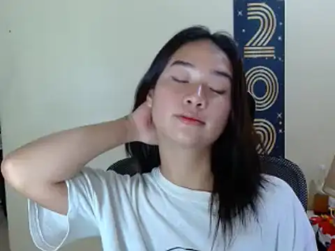 ShinningEthene online show from July 18, 12:36 am