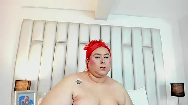 aandreaperez online show from November 1, 12:42 pm