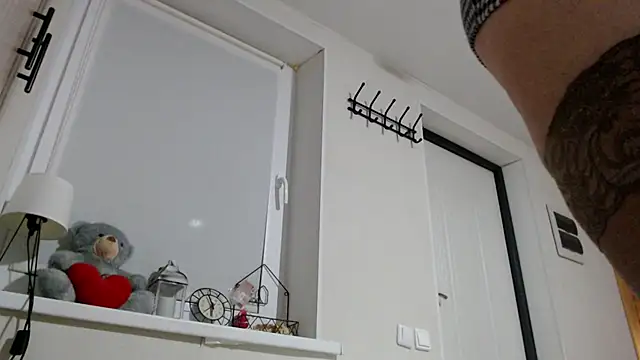 increible della online show from April 29, 5:40 pm