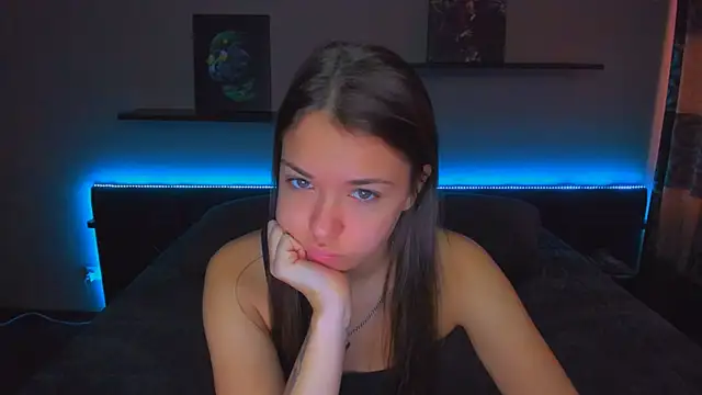 AlexaBarkley online show from October 17, 12:36 am