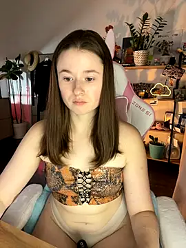 sweetest pie online show from October 10, 4:56 pm