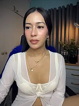 Jasmine Elcock online show from May 5, 12:13 am