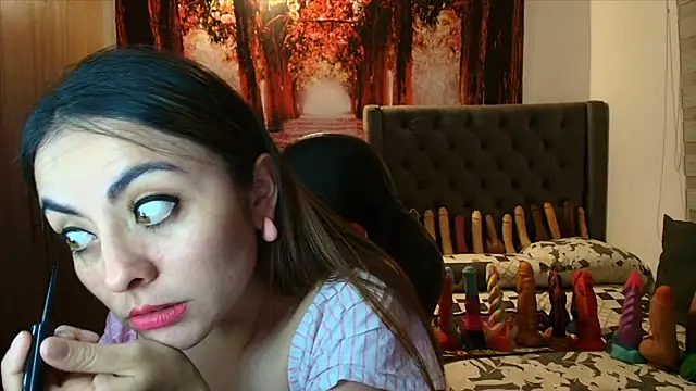 sofia23dirty online show from June 2, 10:55 pm