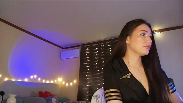 SoeTheReal online show from February 4, 8:45 pm