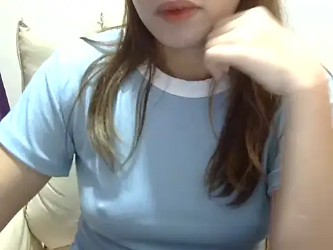    zurIII09  online show from December 5, 9:43 am