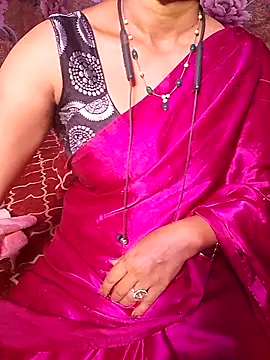 XBHUUME online show from April 23, 5:48 pm