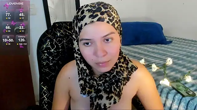 MatchedEyebrow online show from June 1, 9:27 pm