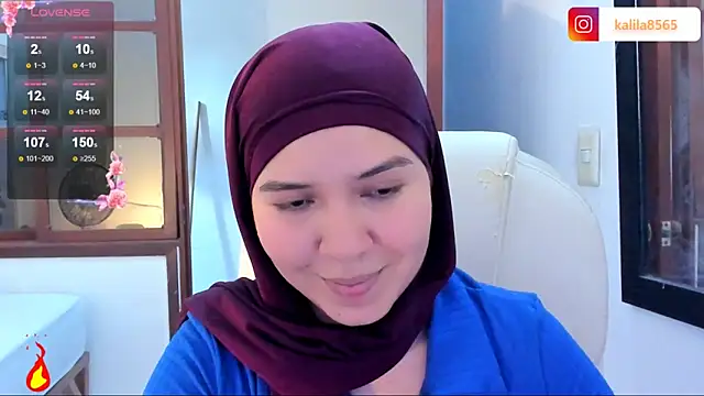 MatchedEyebrow online show from October 6, 8:46 pm