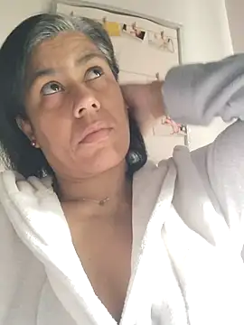 Molly newman6 online show from April 13, 11:33 am