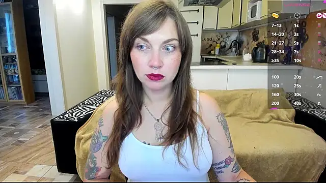 StacyTigerr online show from October 13, 8:06 am