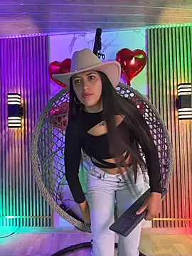 brenda moris01 online show from February 15, 10:31 pm