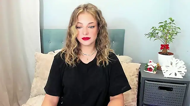 LilyBlondee online show from January 15, 10:43 am