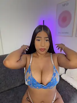 Sara mocca  online show from July 28, 4:39 pm