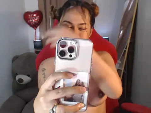 FrancineGarcia online show from April 7, 7:21 am