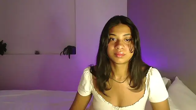 dark enchantress  online show from September 12, 12:00 am