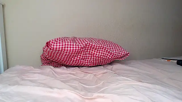 Just alice online show from April 13, 4:19 pm