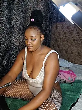 Cristy Lin online show from December 17, 1:48 pm