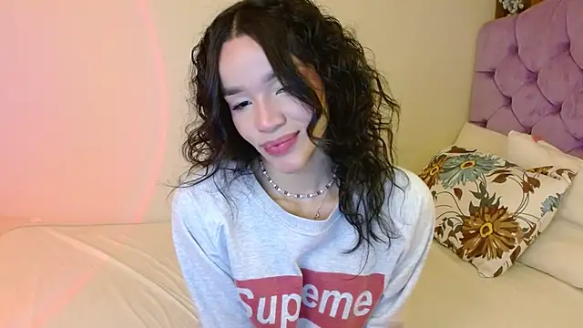 kiarablue online show from September 12, 2:34 am