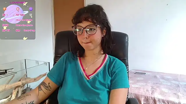 myamillor online show from October 4, 12:55 pm