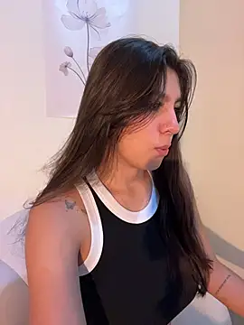 loolla 23 online show from February 2, 2:10 am