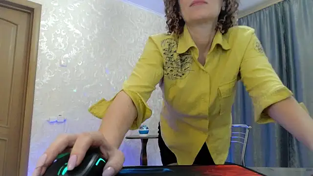 elenaza online show from October 11, 5:26 pm