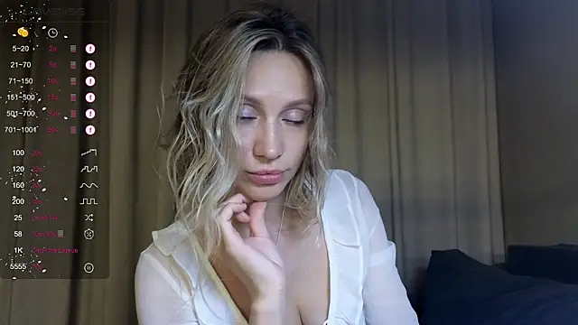 Alice Wonders online show from May 30, 9:11 pm